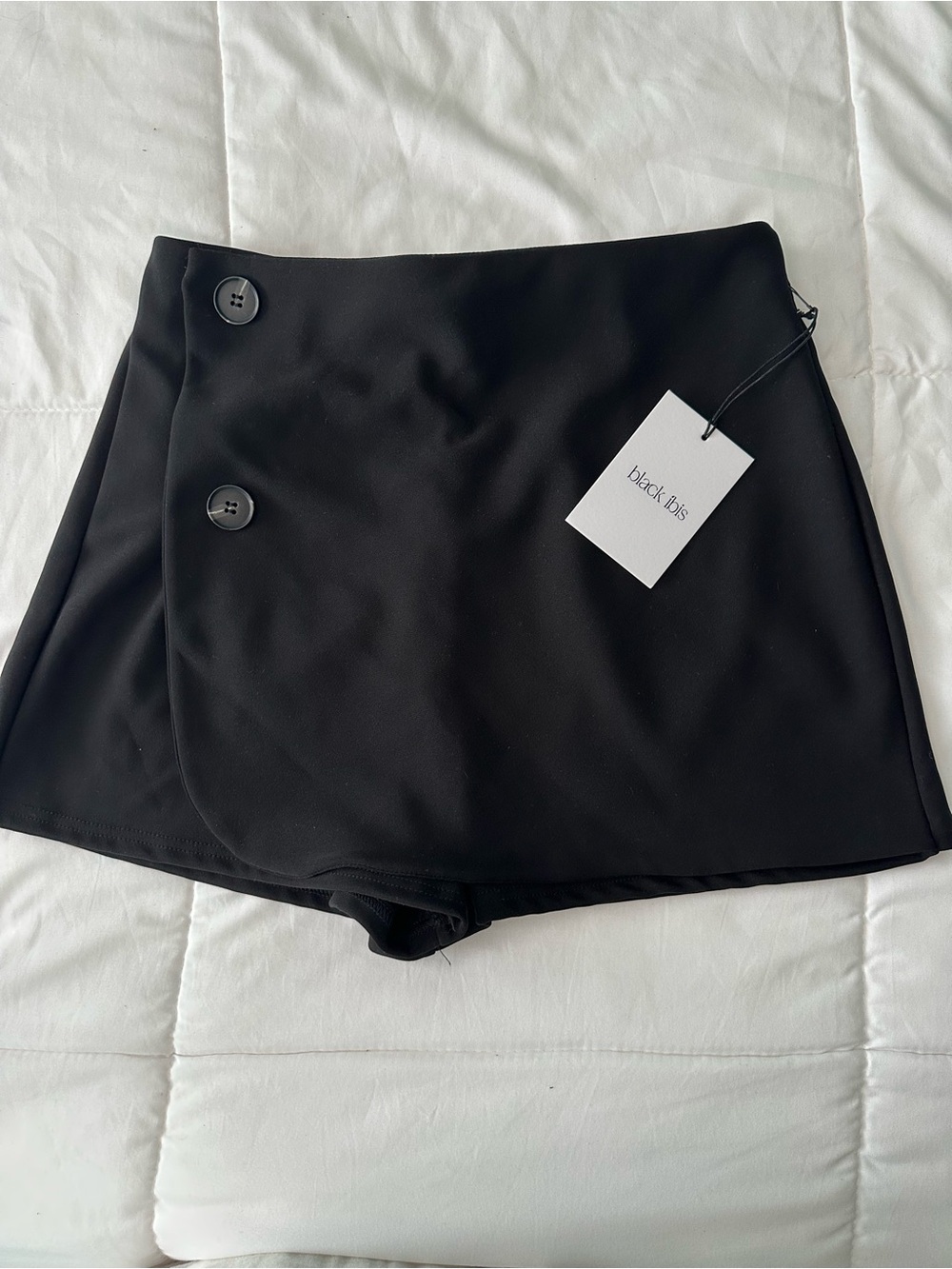 Junior’s/Women’s Black Skort Shorts - Button Front NWT